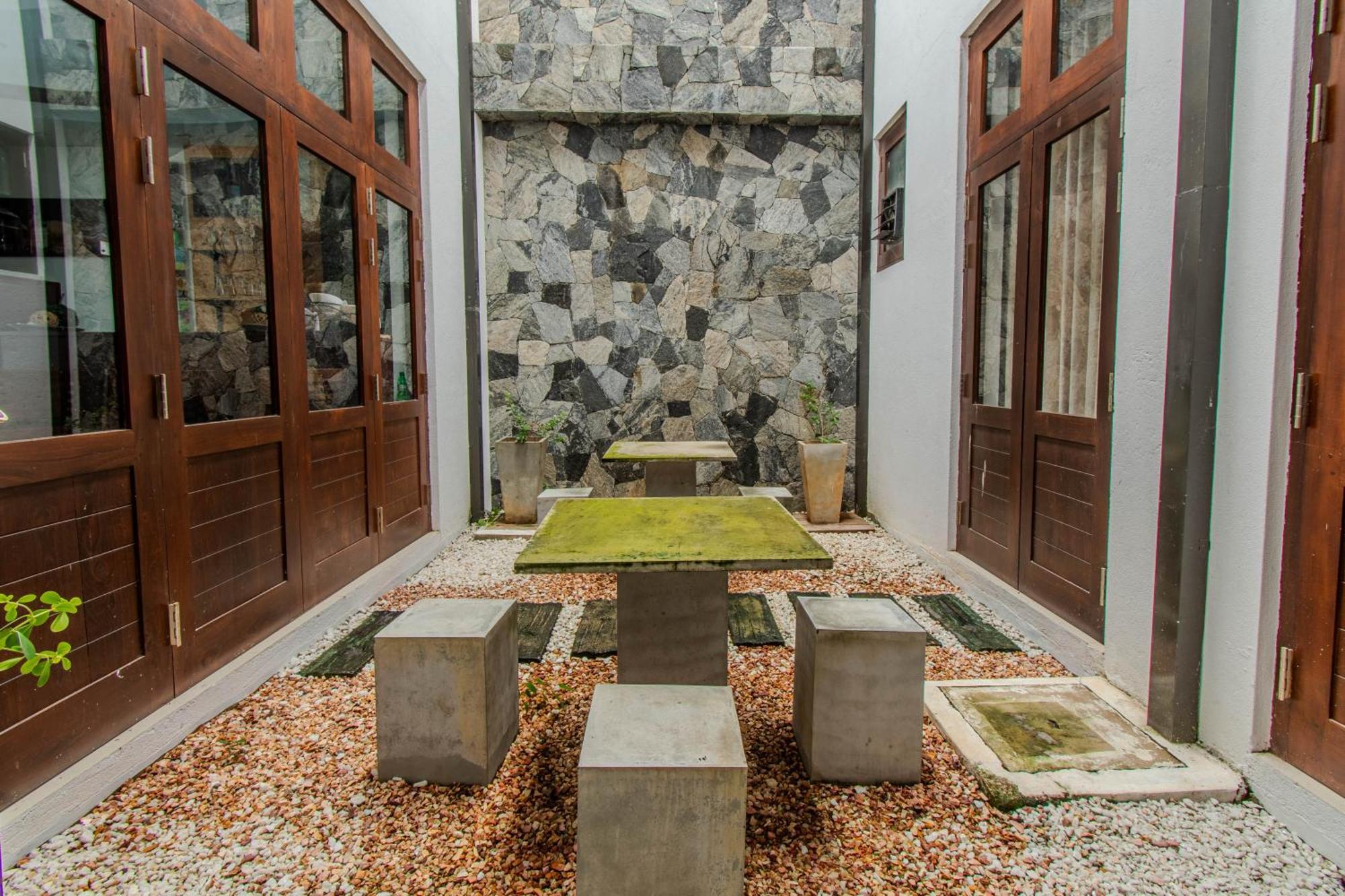 Hotel Bella Vista Anuradhapura Ngoại thất bức ảnh